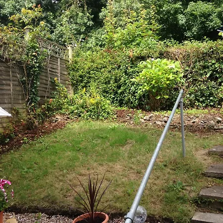 3 Bedroom - Entire - Affluent Suburb * Bristol